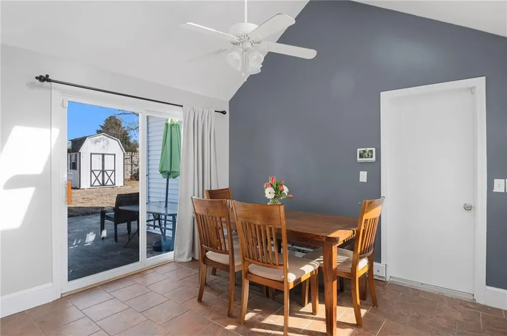 35 Vancouver Avenue Warwick RI 02886