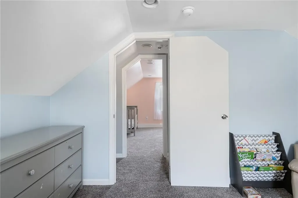 35 Vancouver Avenue Warwick RI 02886