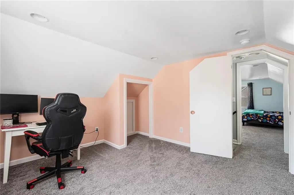 35 Vancouver Avenue Warwick RI 02886