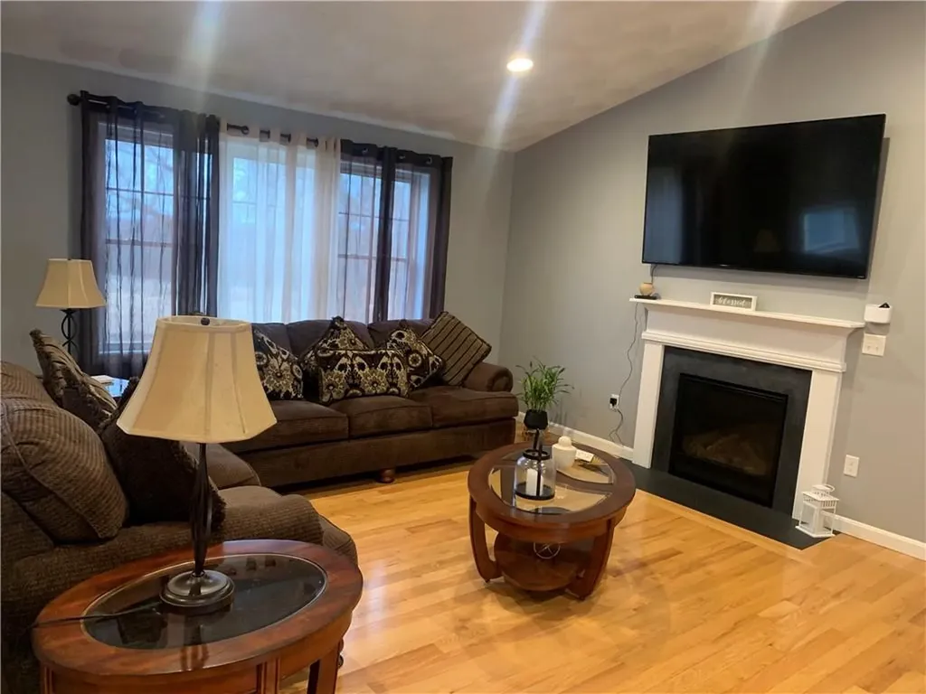 1185 Central Avenue Johnston RI 02911