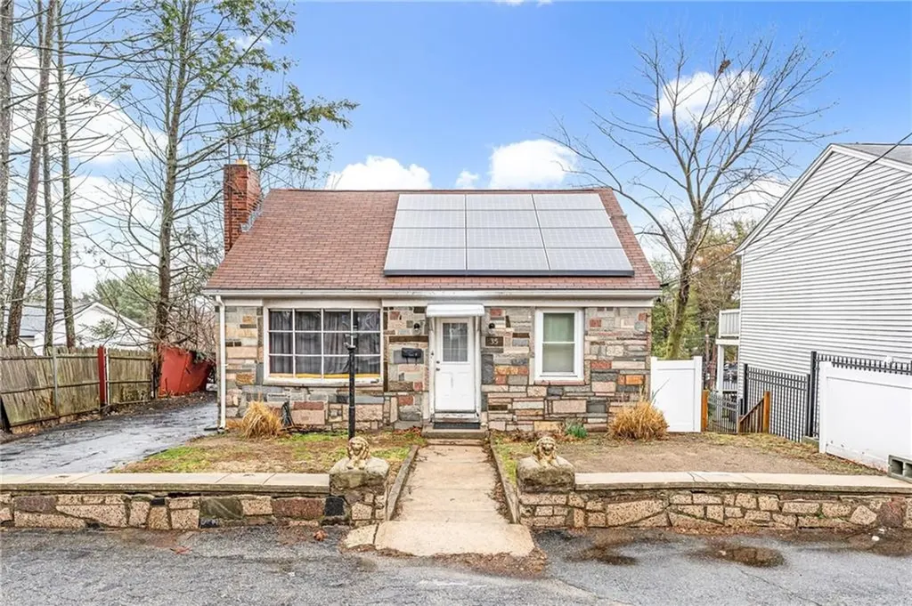 35 Myra Street Providence RI 02909