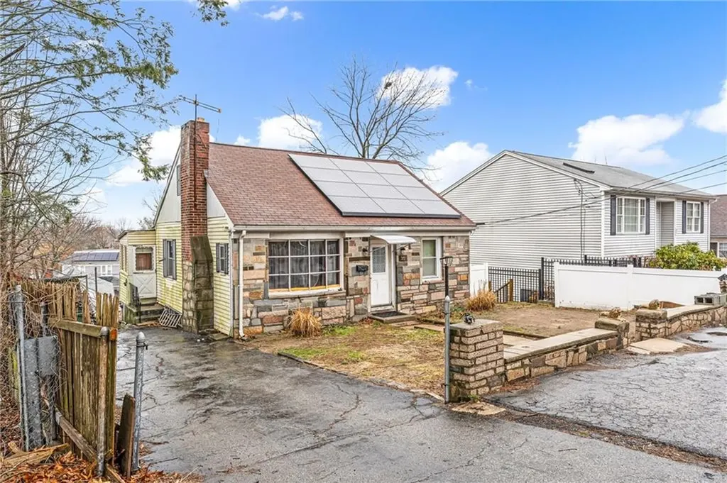 35 Myra Street Providence RI 02909