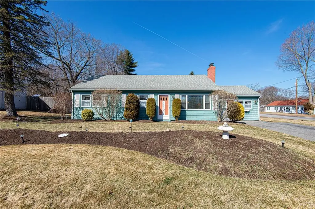 52 Northampton Street Warwick RI 02888