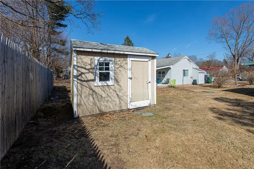 52 Northampton Street Warwick RI 02888