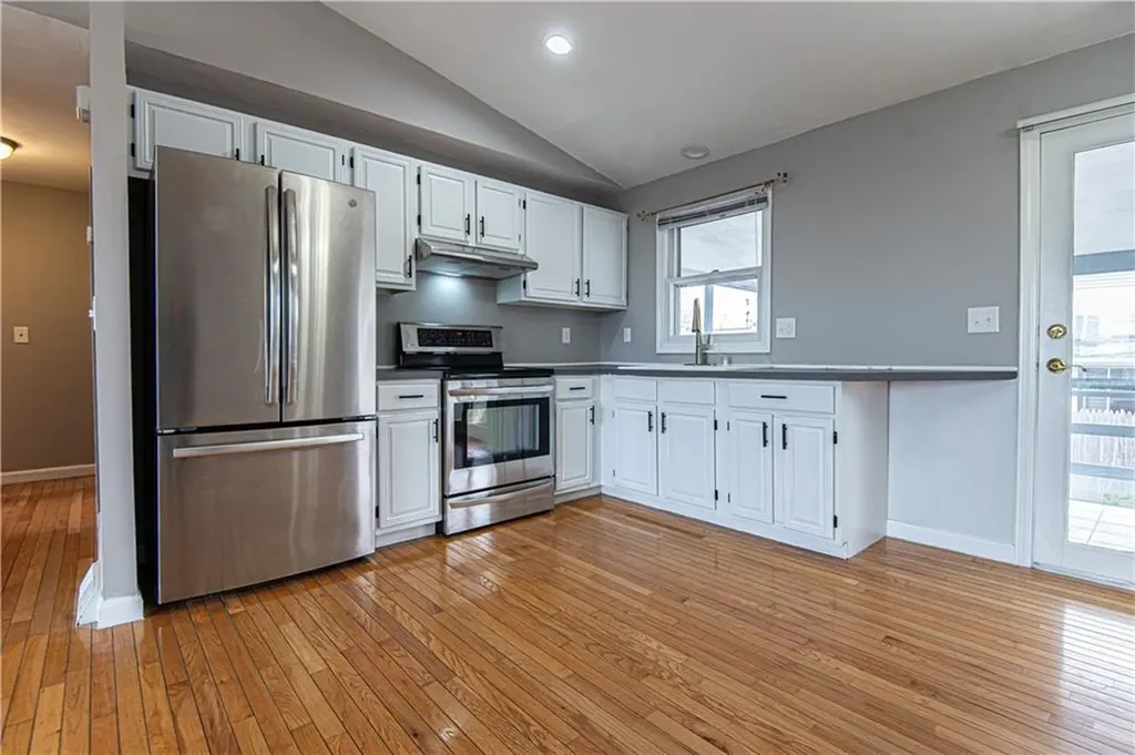 75 Fletcher Street Warwick RI 02889