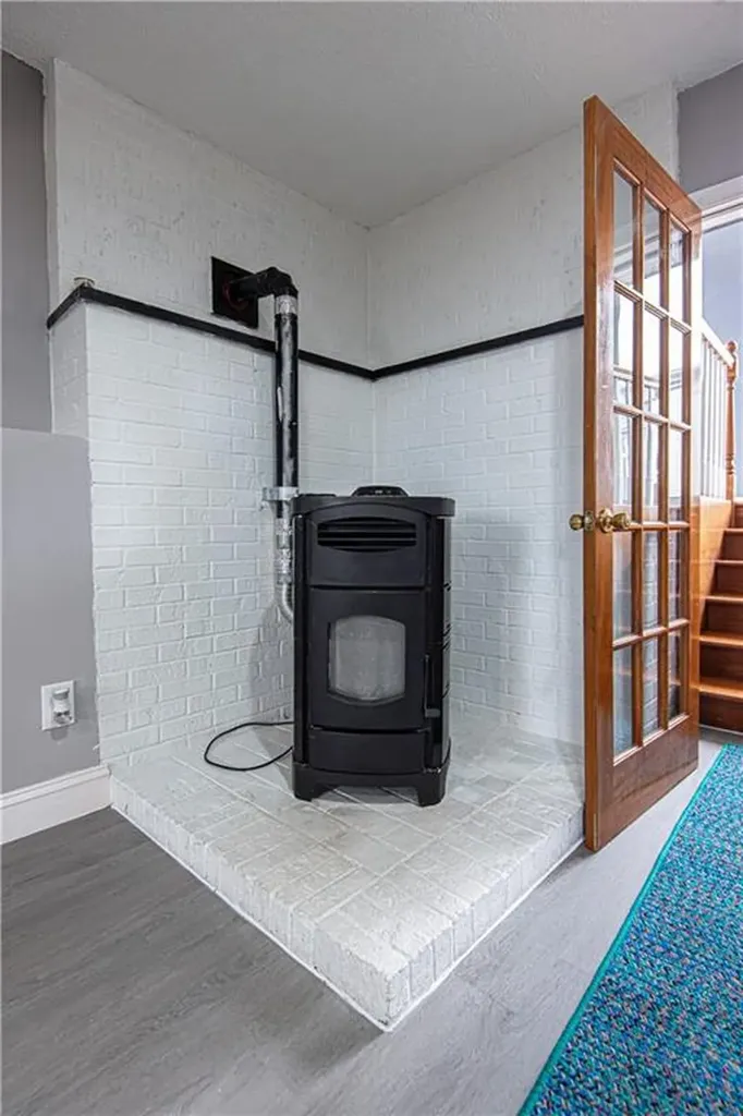 75 Fletcher Street Warwick RI 02889