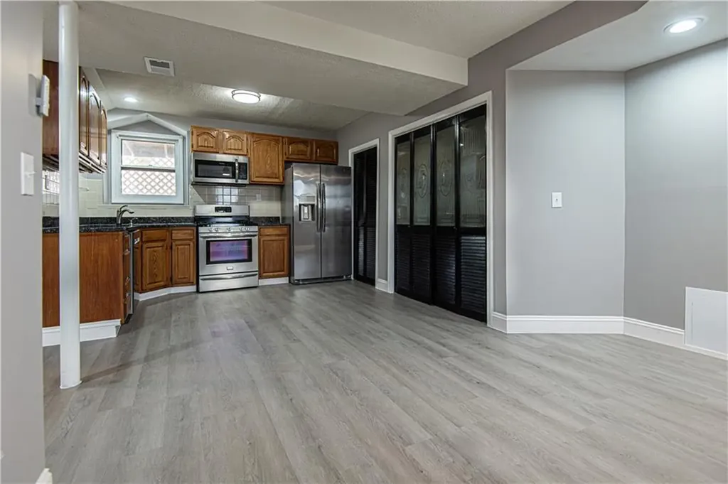 75 Fletcher Street Warwick RI 02889