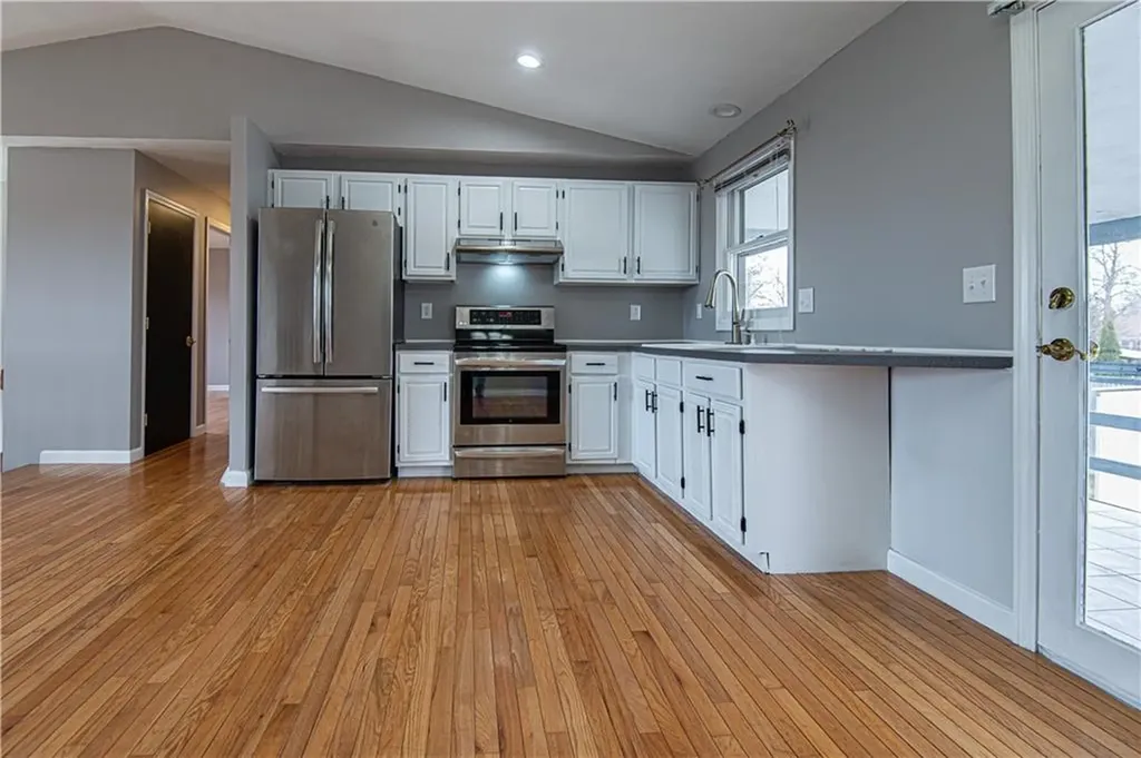 75 Fletcher Street Warwick RI 02889