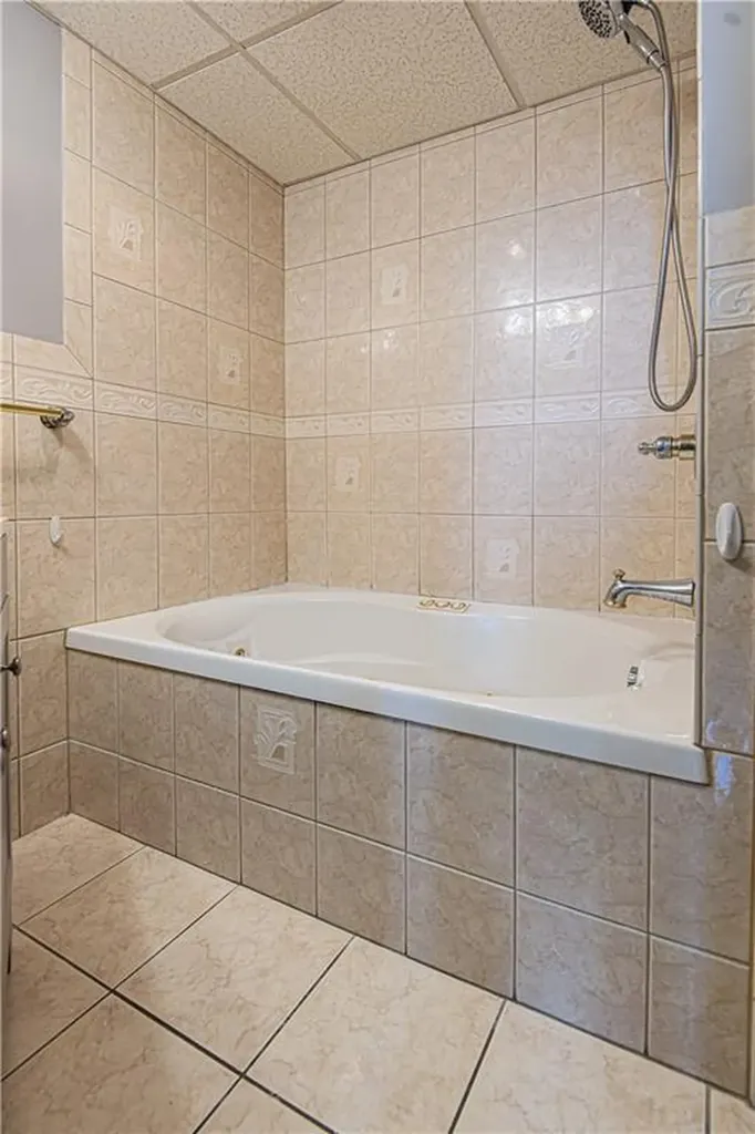 75 Fletcher Street Warwick RI 02889