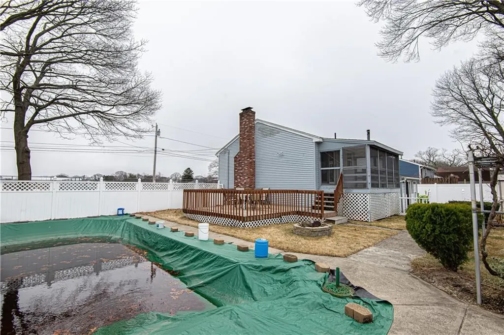 75 Fletcher Street Warwick RI 02889