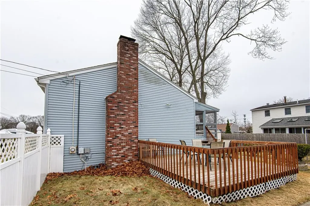 75 Fletcher Street Warwick RI 02889