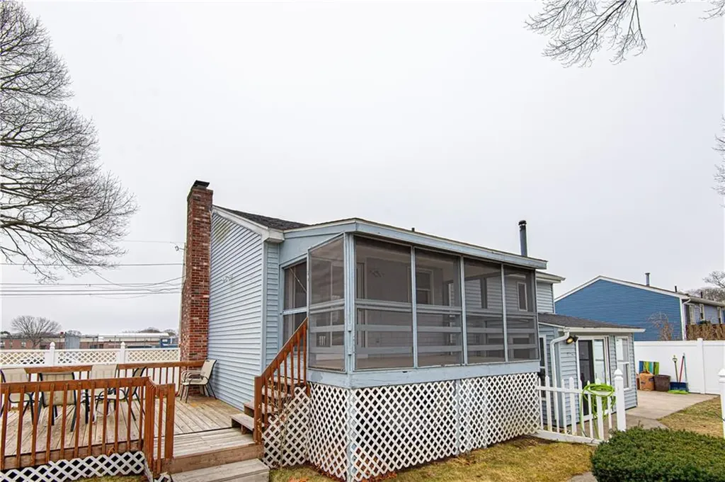 75 Fletcher Street Warwick RI 02889