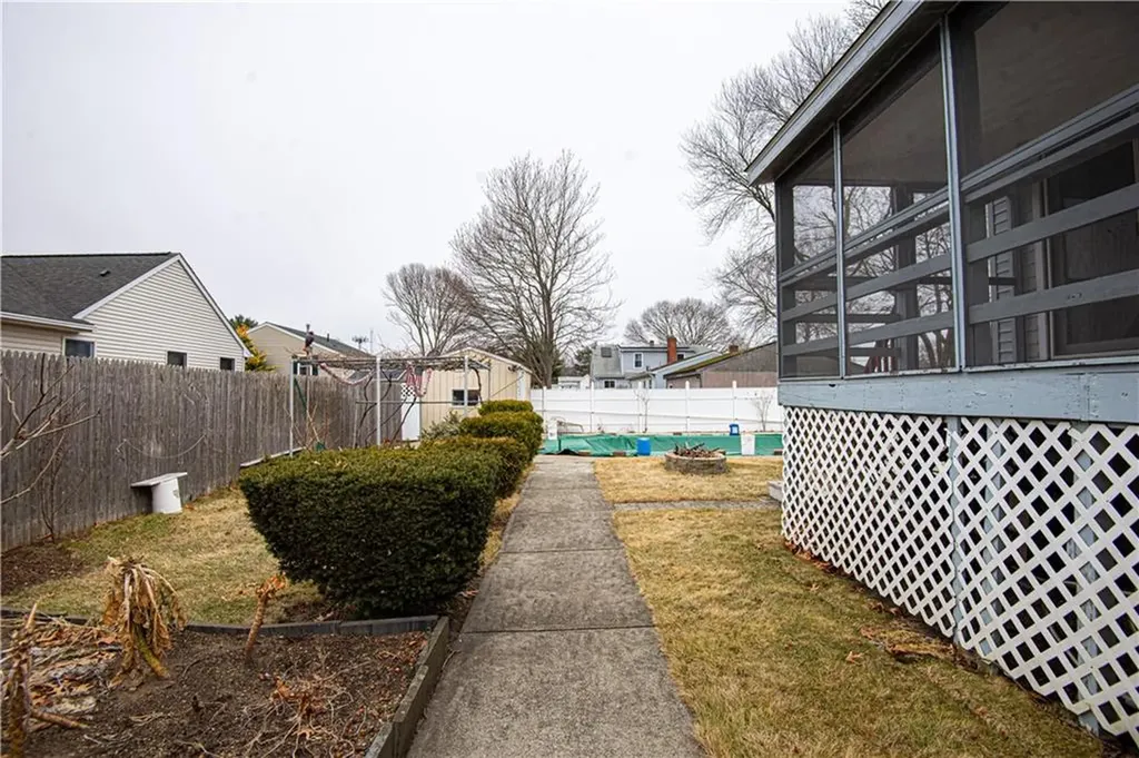 75 Fletcher Street Warwick RI 02889