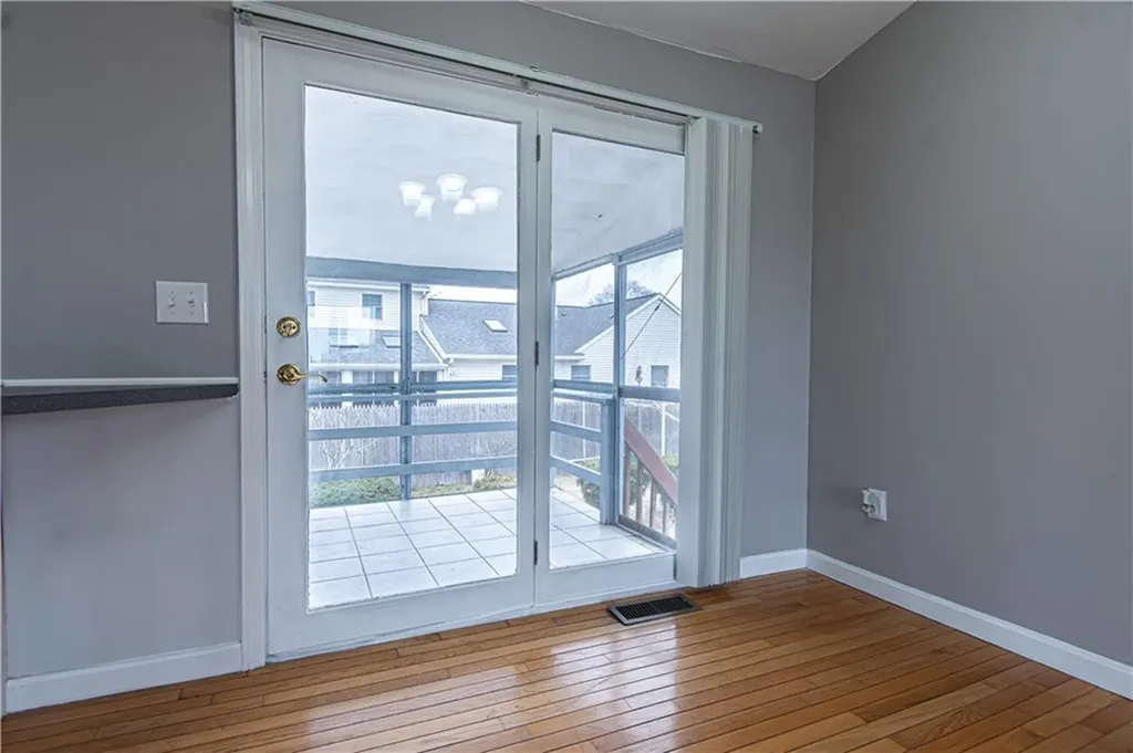 75 Fletcher Street Warwick RI 02889