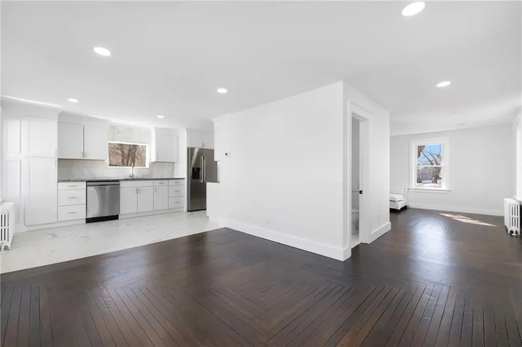 288 Sprague Street Portsmouth RI 02871