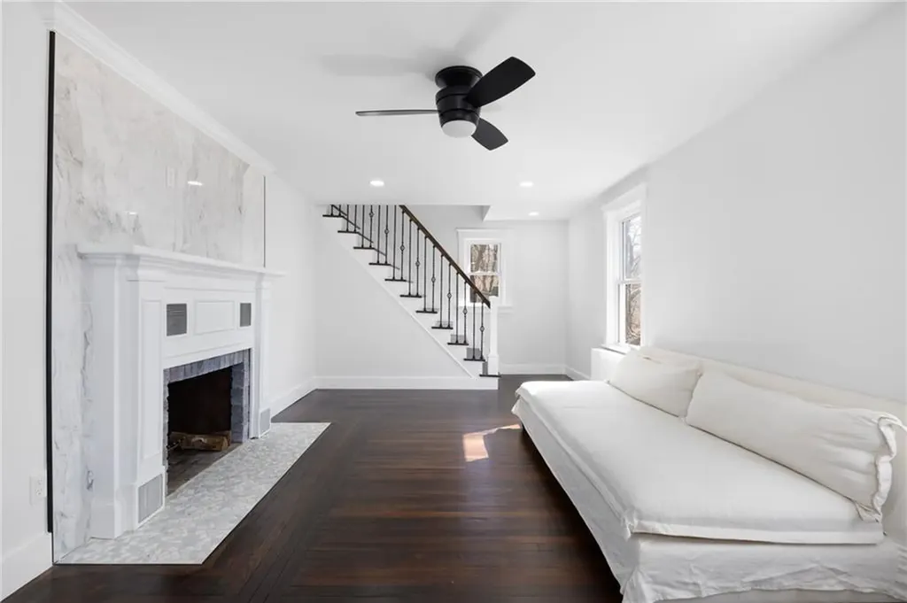 288 Sprague Street Portsmouth RI 02871