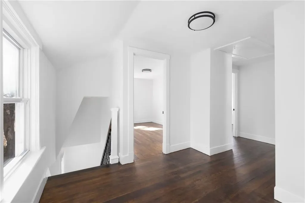 288 Sprague Street Portsmouth RI 02871