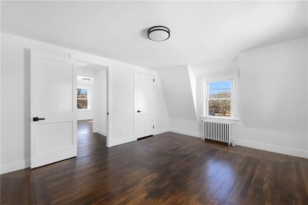 288 Sprague Street Portsmouth RI 02871
