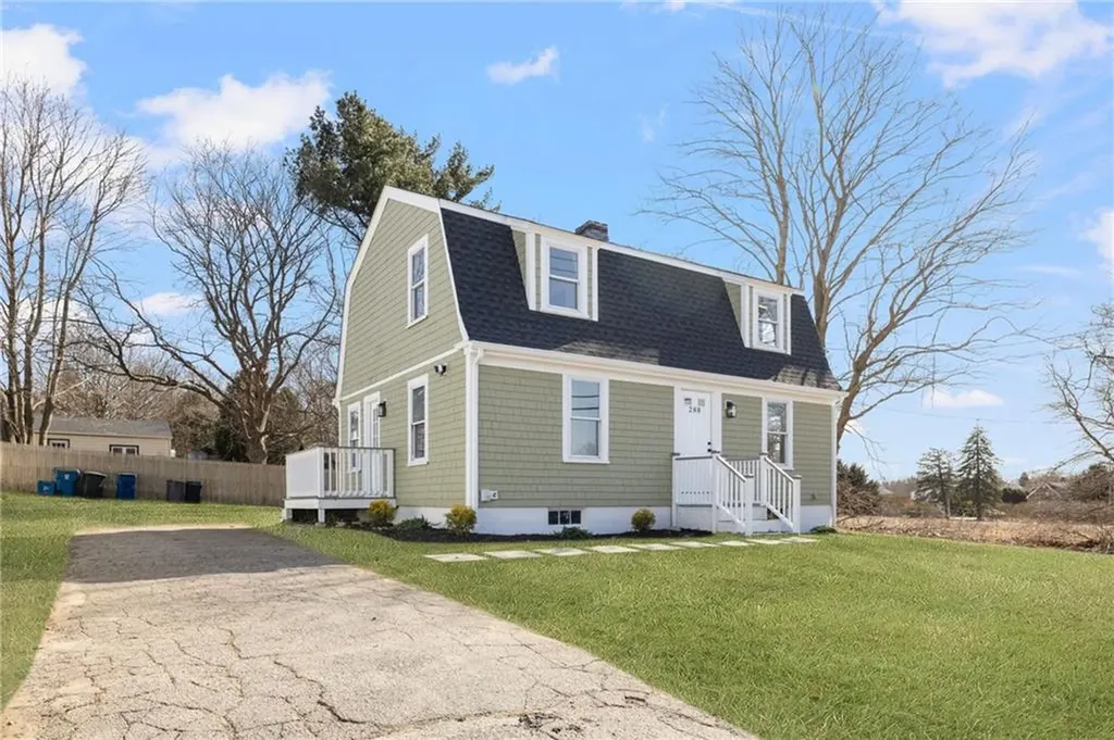 288 Sprague Street Portsmouth RI 02871