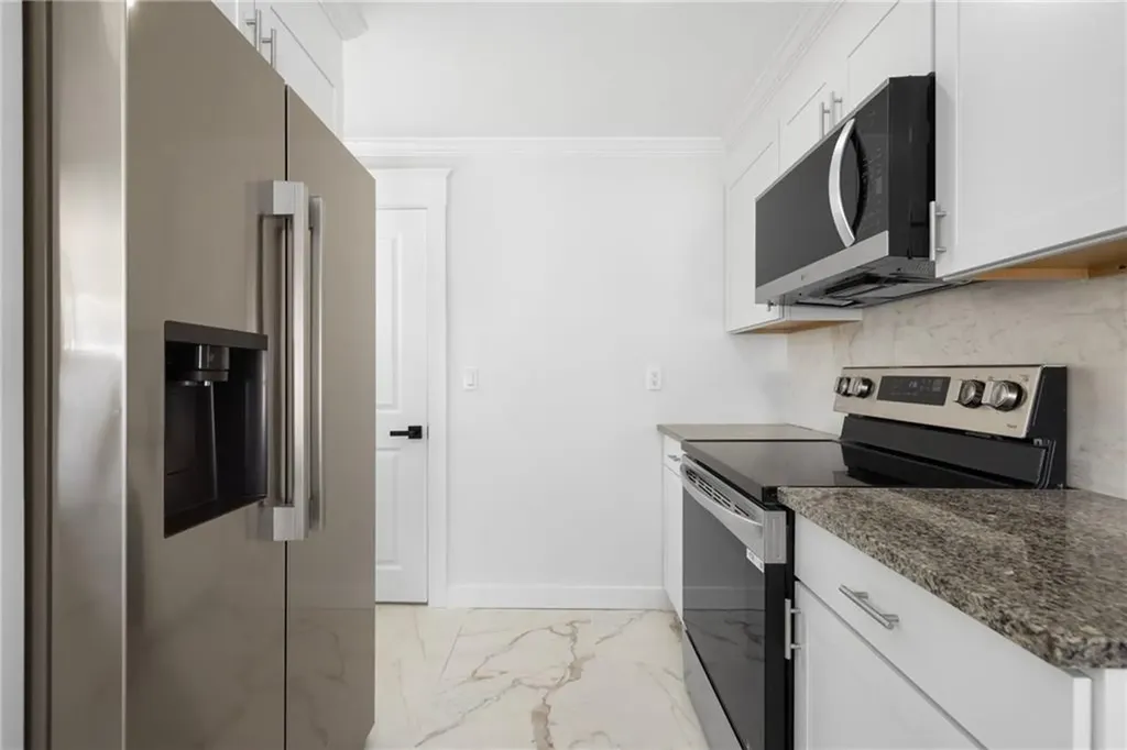 288 Sprague Street Portsmouth RI 02871