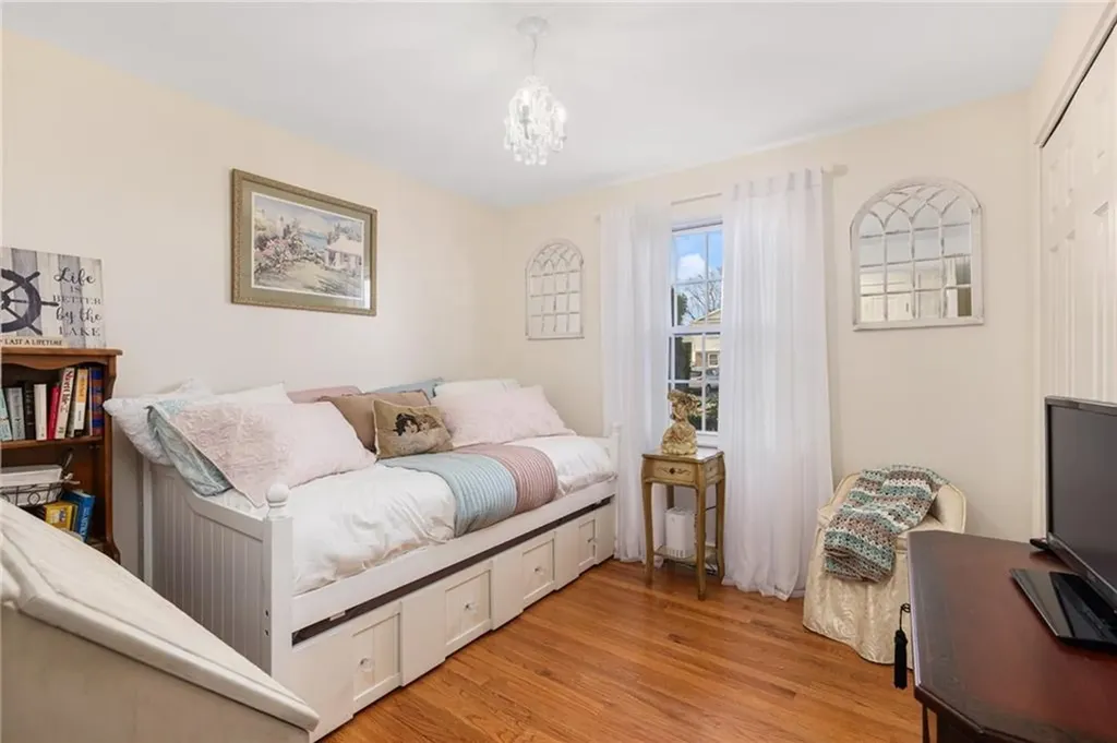 39 Greenbriar Road West Warwick RI 02893