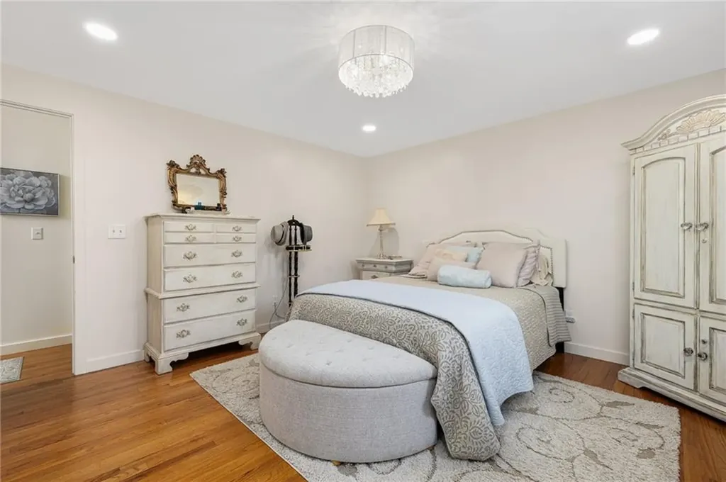 39 Greenbriar Road West Warwick RI 02893