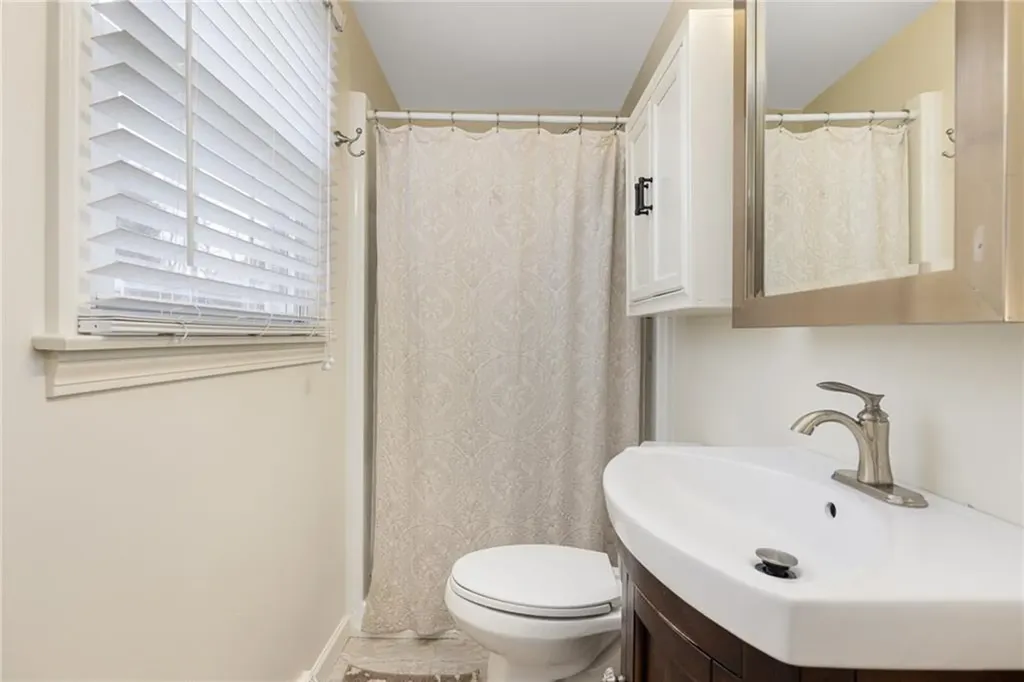 39 Greenbriar Road West Warwick RI 02893