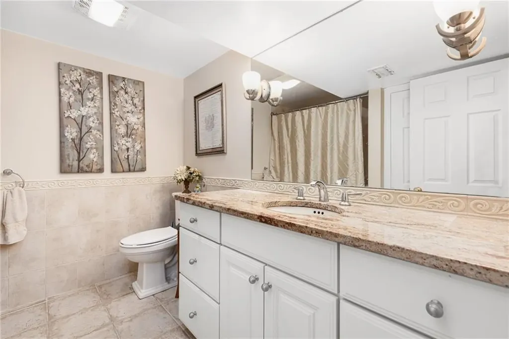 39 Greenbriar Road West Warwick RI 02893