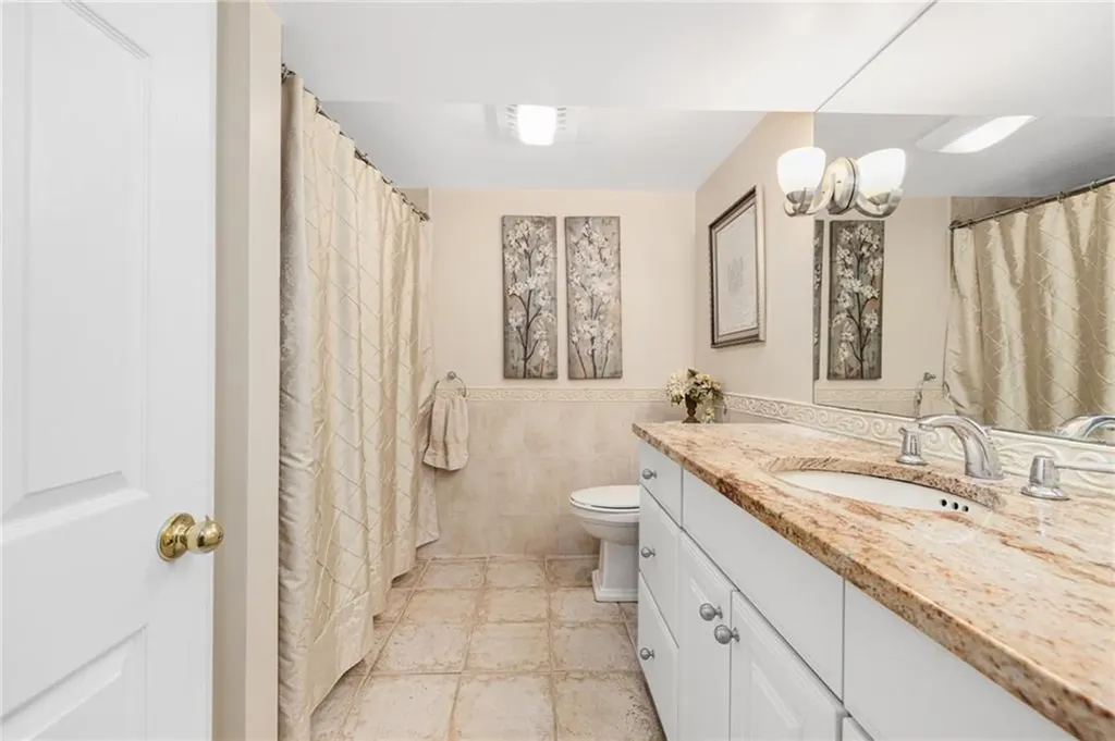 39 Greenbriar Road West Warwick RI 02893