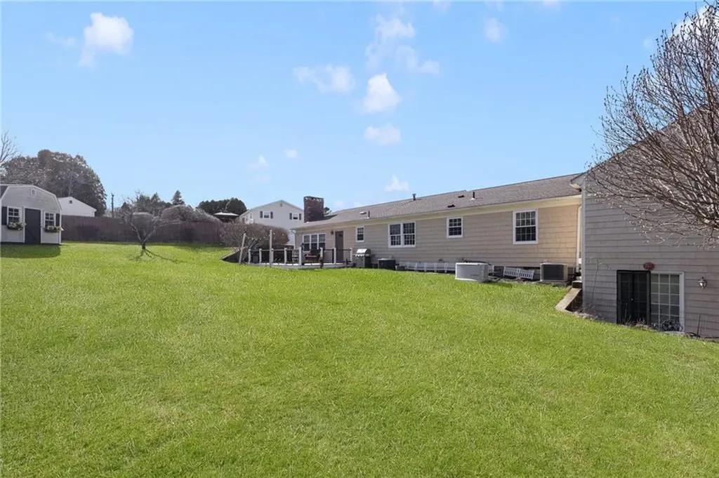 39 Greenbriar Road West Warwick RI 02893