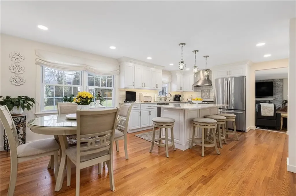 39 Greenbriar Road West Warwick RI 02893