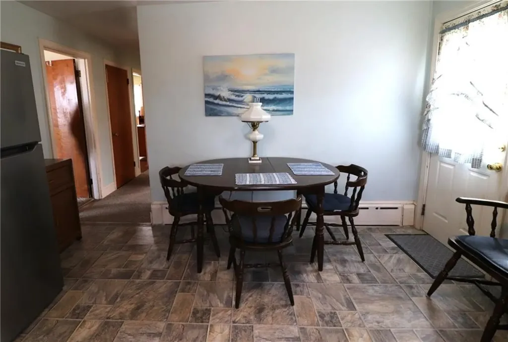 173 Hooper Street Tiverton RI 02878