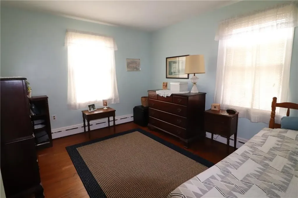 173 Hooper Street Tiverton RI 02878