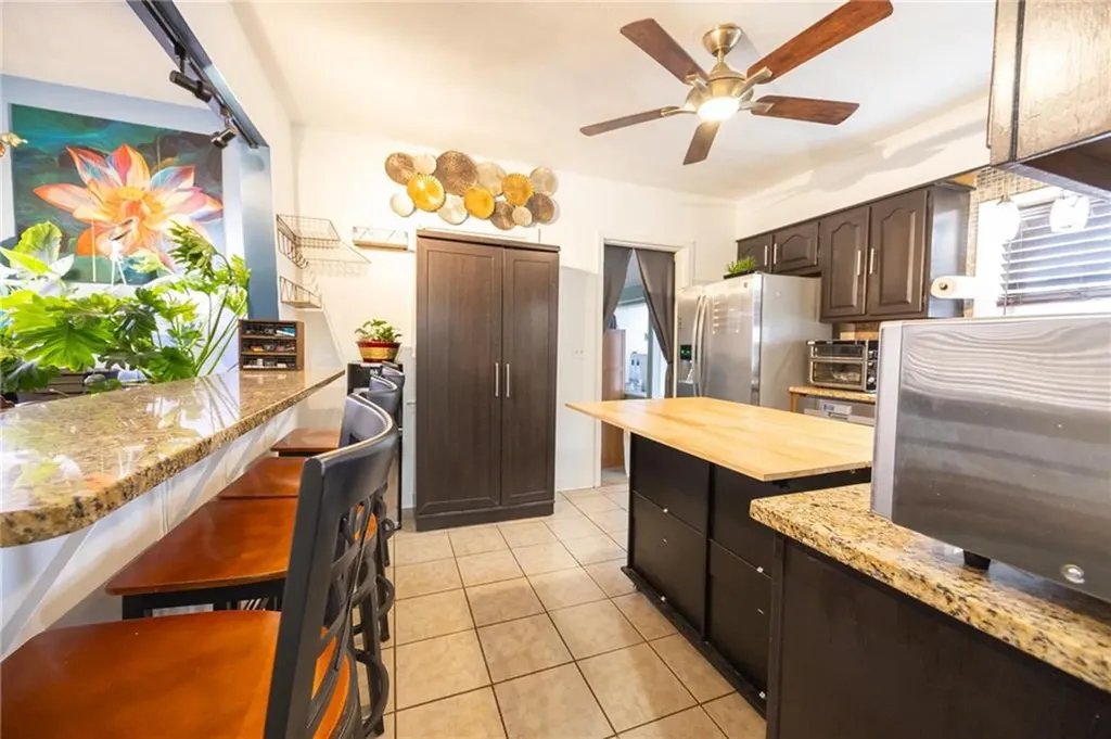 18 Ridgeway Avenue Providence RI 02909