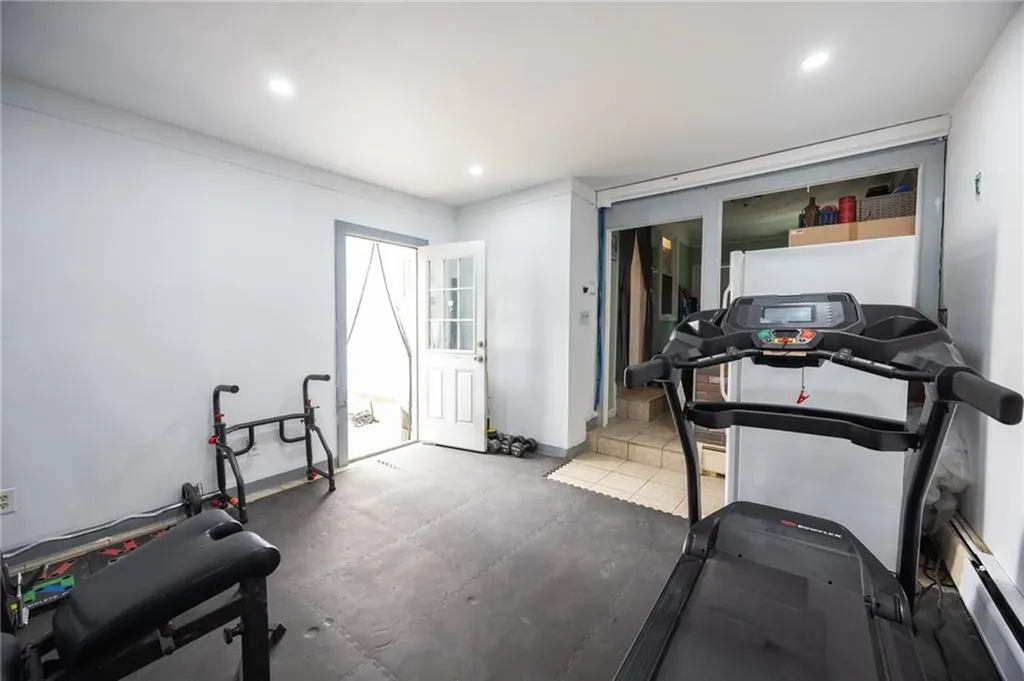 18 Ridgeway Avenue Providence RI 02909