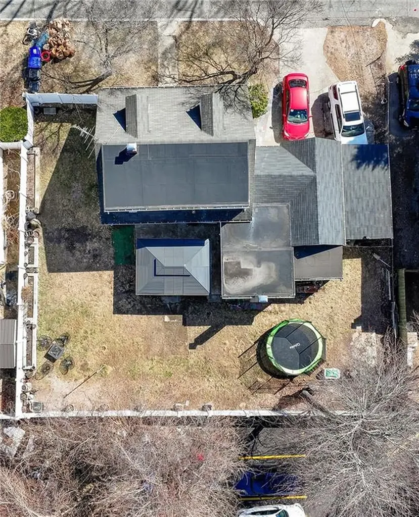 18 Ridgeway Avenue Providence RI 02909