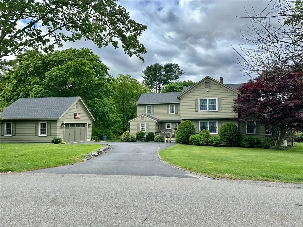 7 Chapman Lane Barrington RI 02806