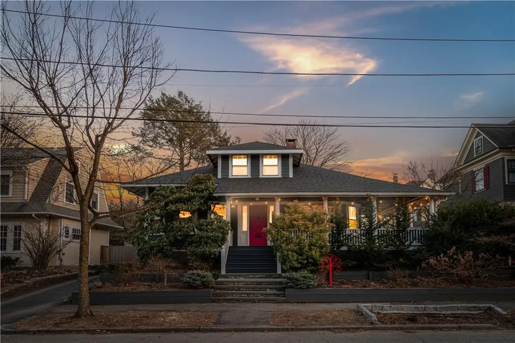 43 Oriole Avenue Providence RI 02906