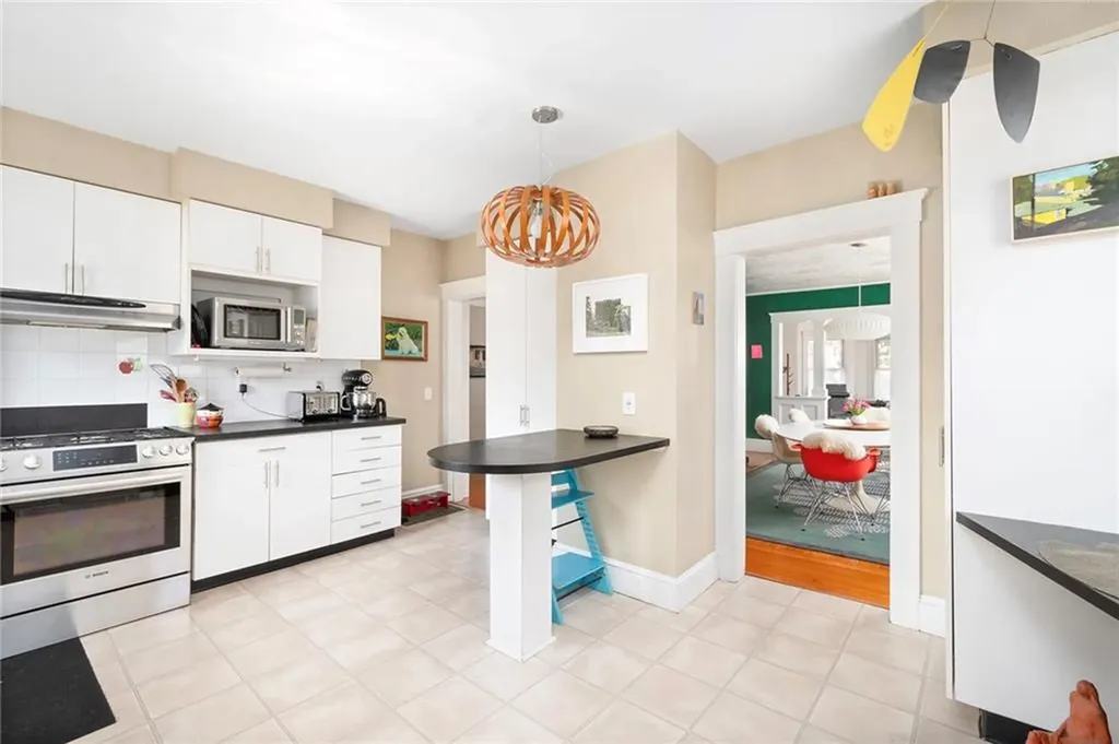 43 Oriole Avenue Providence RI 02906