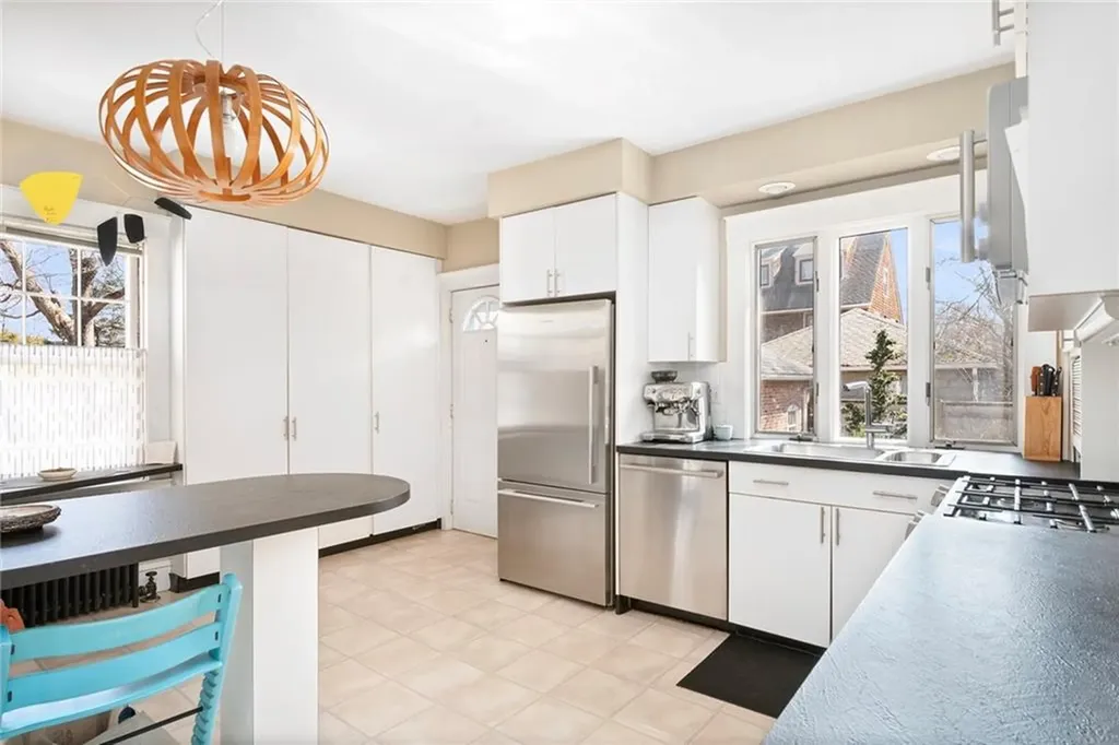 43 Oriole Avenue Providence RI 02906