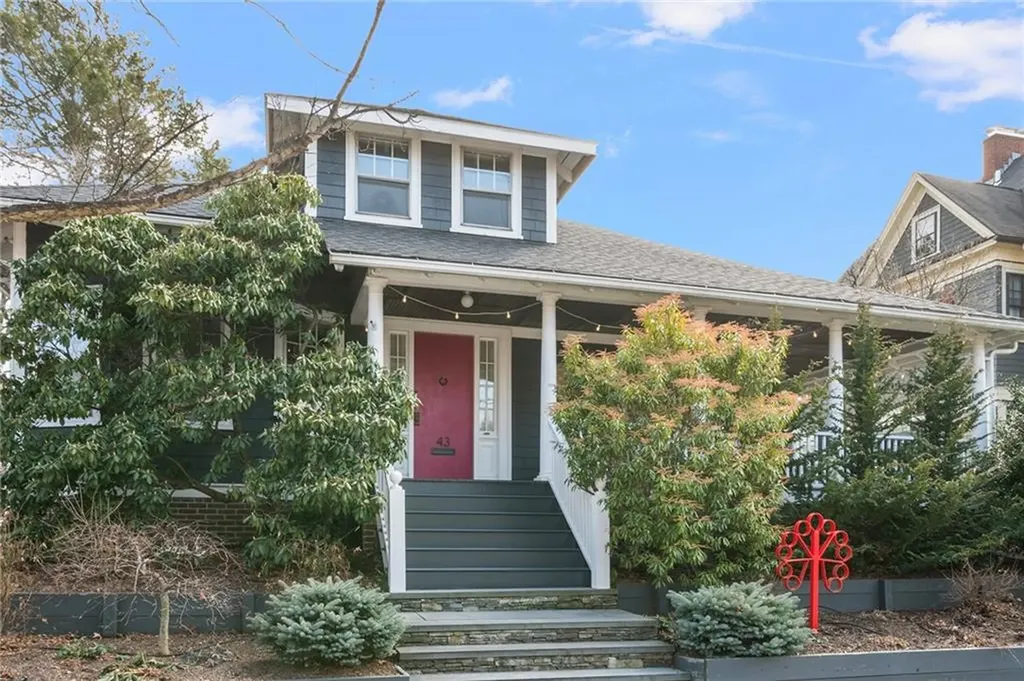 43 Oriole Avenue Providence RI 02906
