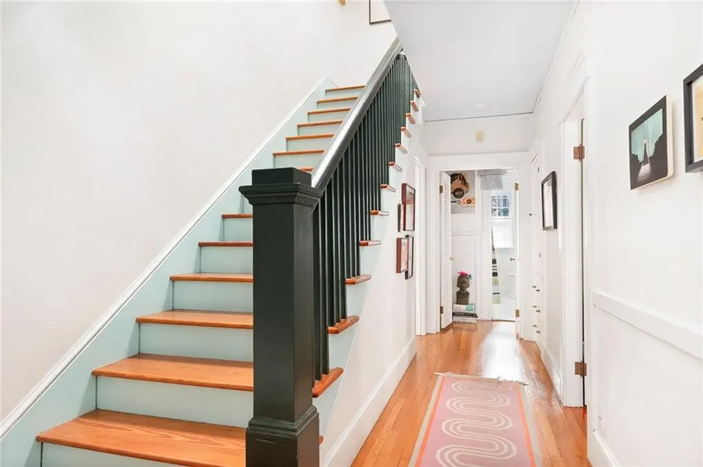 43 Oriole Avenue Providence RI 02906