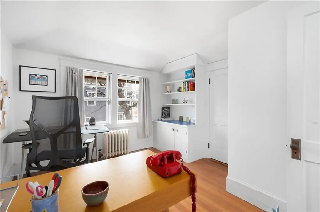 43 Oriole Avenue Providence RI 02906
