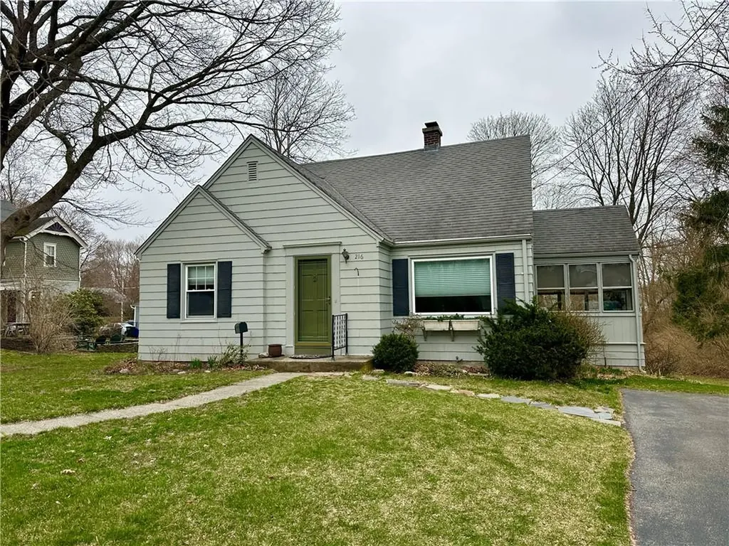216 Washington Road Barrington RI 02806