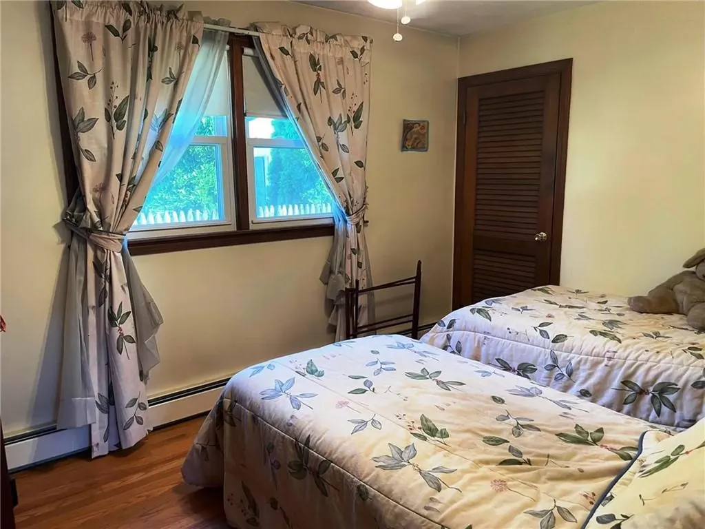 14 Invernia Road Cranston RI 02920