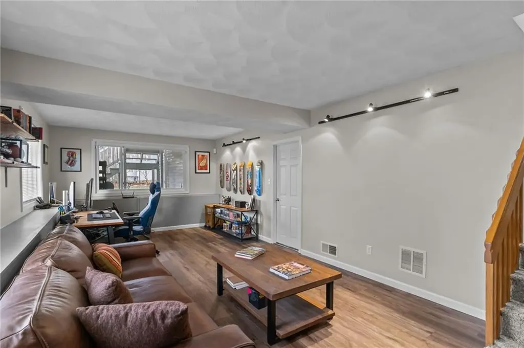 31 Chestnut Street Cumberland RI 02864