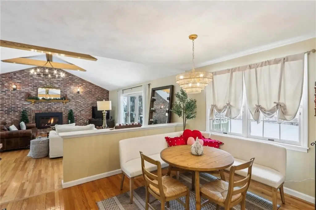 131 Larchwood Drive Warwick RI 02886