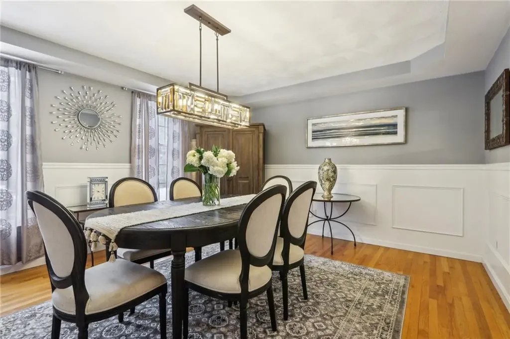 131 Larchwood Drive Warwick RI 02886