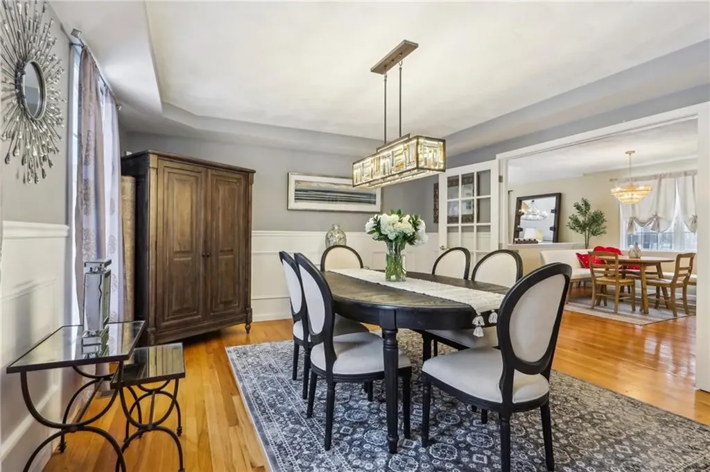 131 Larchwood Drive Warwick RI 02886