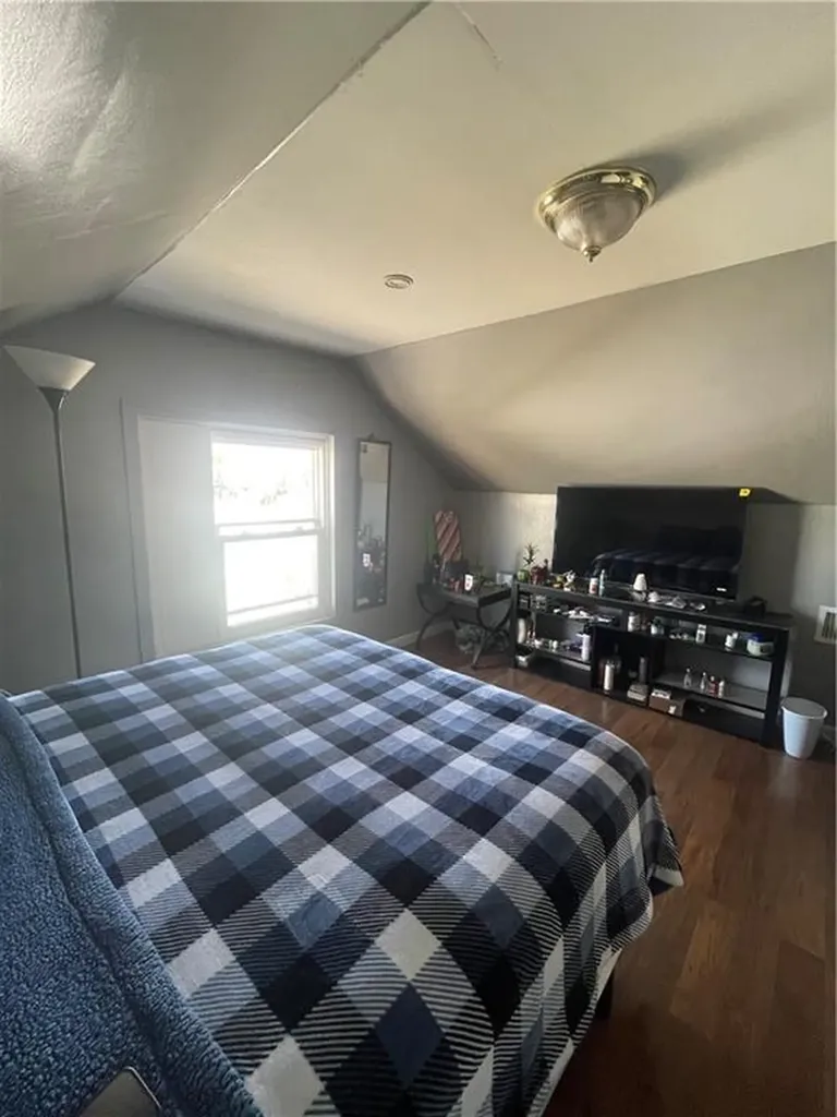 256 Lockwood Street Providence RI 02907